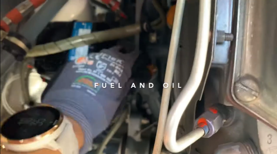 Fuel and Oil Check, EASA video Flight Planning