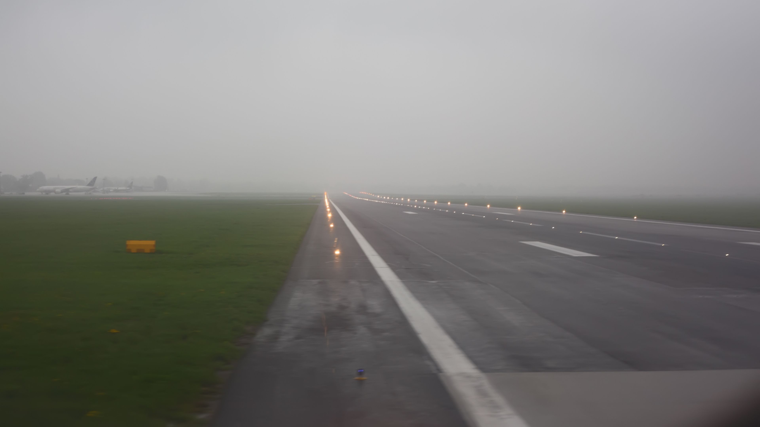 AWW - Fog on Runway